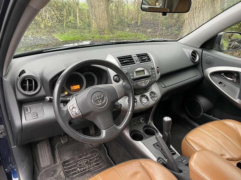 Blauw Occasion 2009 Toyota RAV4 Sol SUV | € 11.650 (Goede deal) - Afbeelding 1/3