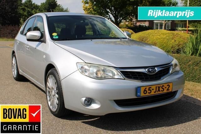 Grijs Gebruikt 2009 Subaru Impreza Hatchback | € 7.850 - Afbeelding 1/4