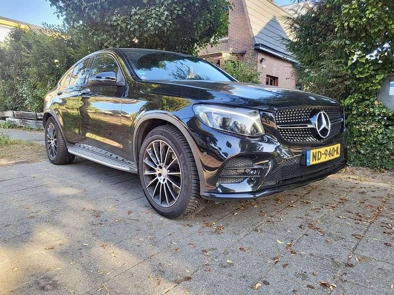 Zwart Gebruikt 2017 Mercedes GLC220 Ambition Hatchback | € 29.495 - Afbeelding 1/4