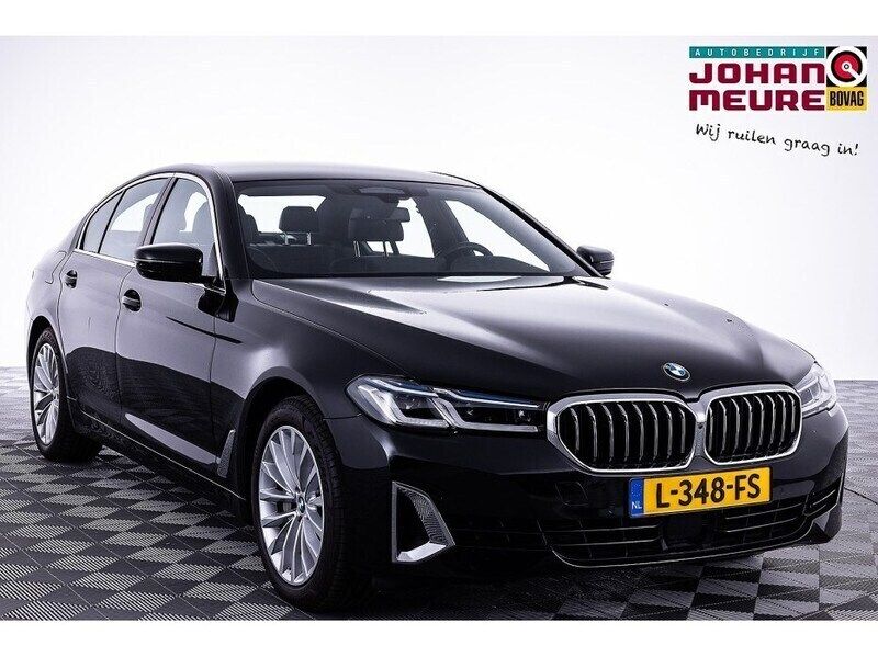 Zwart Gebruikt 2021 BMW 530 Sedan | € 39.900 (Goede deal) - Afbeelding 1/4