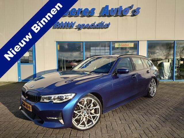 Blauw Gebruikt 2019 BMW 330 Executive Stationwagen | € 31.995 (Eerlijke prijs) - Afbeelding 1/4