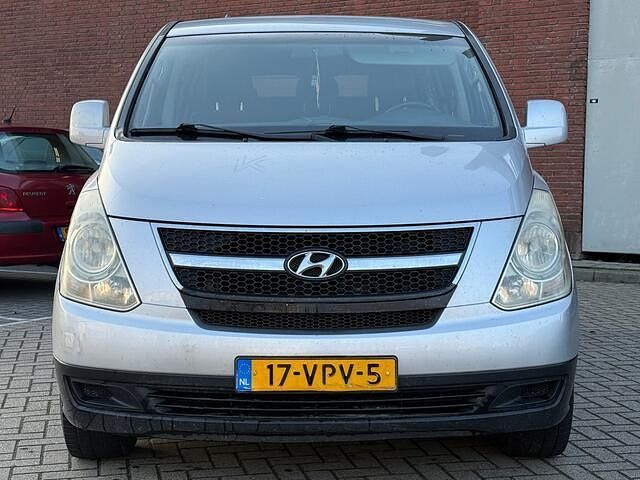 Occasion Hyundai H 300 Dynamiq 170 PK (125 kW) 2008 Grijs Van