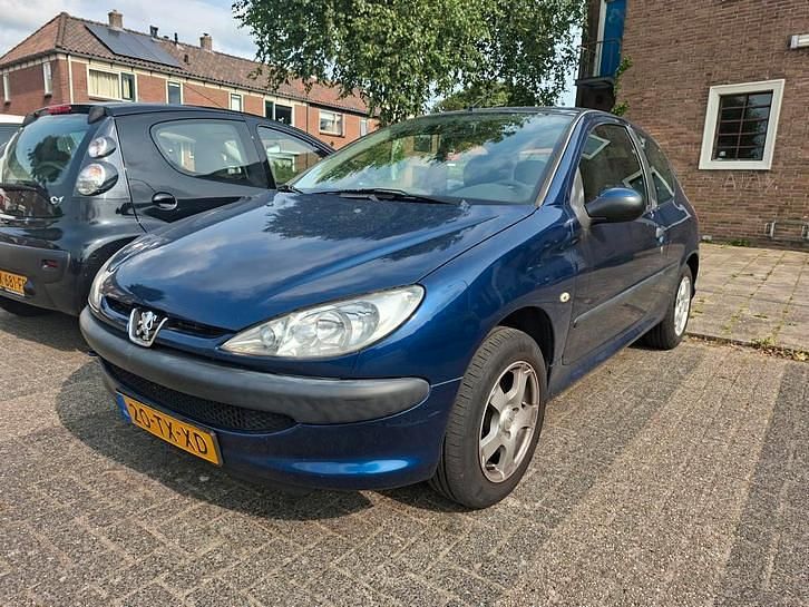 Gebruikt 2007 Peugeot 206 | € 1.150 - Afbeelding 1/4