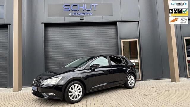 Zwart Gebruikt 2014 Seat Leon Style Hatchback | € 6.950 (Eerlijke prijs) - Afbeelding 1/4