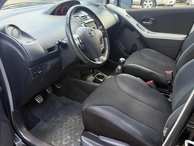 Occasion Toyota Yaris 133 PK (97 kW) 2007 Zwart Hatchback