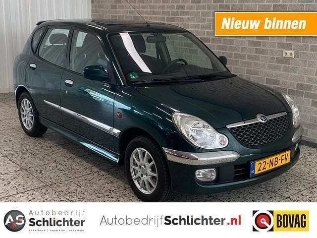Groen Gebruikt 2003 Daihatsu Sirion Hatchback | € 1.950 (Eerlijke prijs) - Afbeelding 1/4