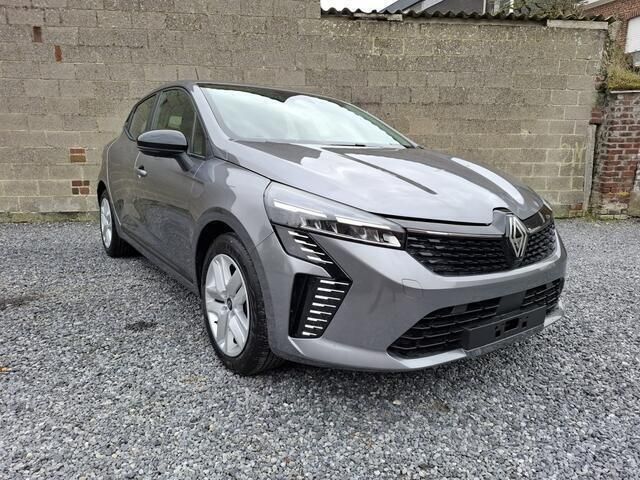 Grijs Gebruikt 2024 Renault Clio V Hatchback | € 17.850 (Eerlijke prijs) - Afbeelding 1/4