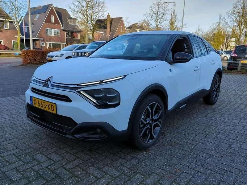 Wit Gebruikt 2023 Citroën e-C4 Feel SUV | € 18.900 (Goede deal) - Afbeelding 1/4