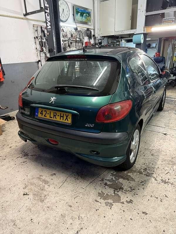 Occasion Peugeot 206 75 PK (55 kW) 2003 Groen Hatchback