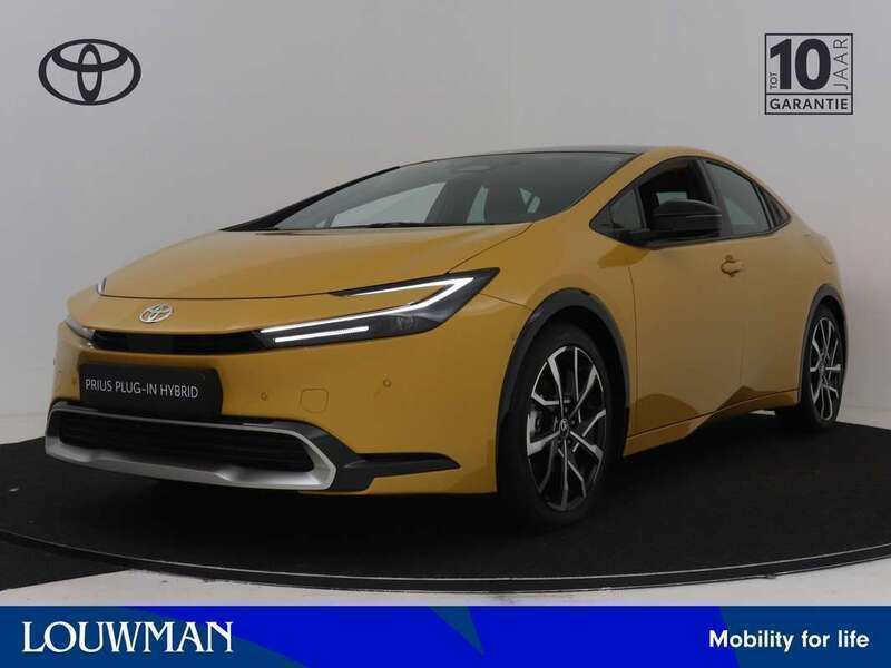 Geel Gebruikt 2025 Toyota Prius Edition Hatchback | € 44.900 - Afbeelding 1/3