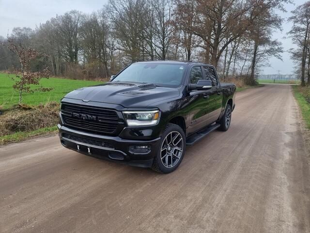 Zwart Gebruikt 2020 Dodge Ram Pickup | € 49.999 (Eerlijke prijs) - Afbeelding 1/4