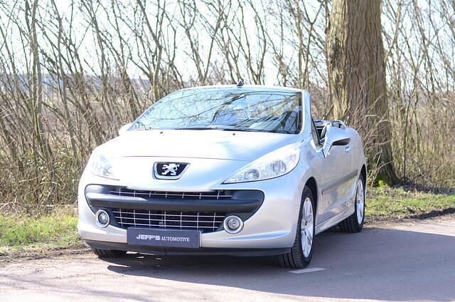 Grijs Gebruikt 2008 Peugeot 207 CC Cabriolet | € 3.450 (Duur) - Afbeelding 1/4