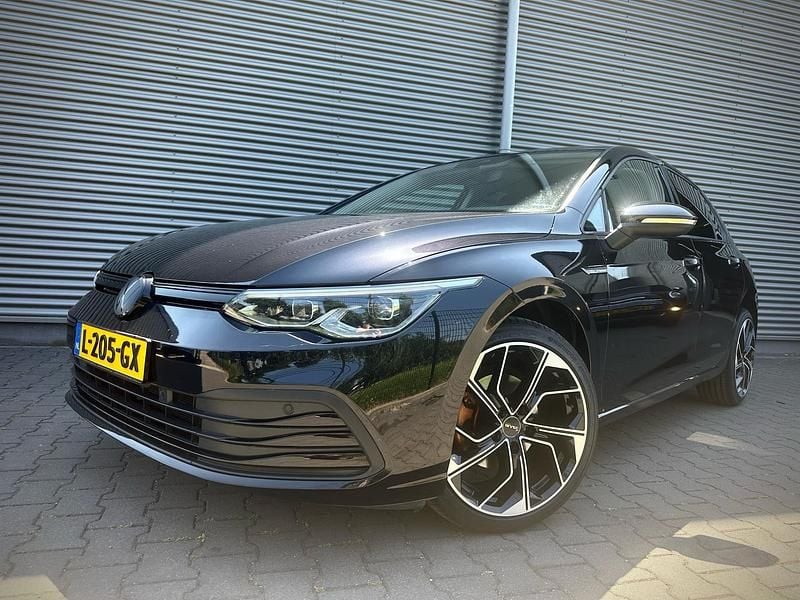 Zwart Gebruikt 2020 VW Golf VII Life Stationwagen | € 21.250 (Eerlijke prijs) - Afbeelding 1/4