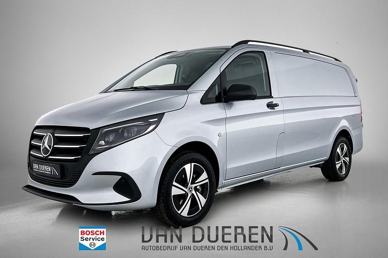 Occasion Mercedes Vito 136 PK (100 kW) 2024 Zilver Van