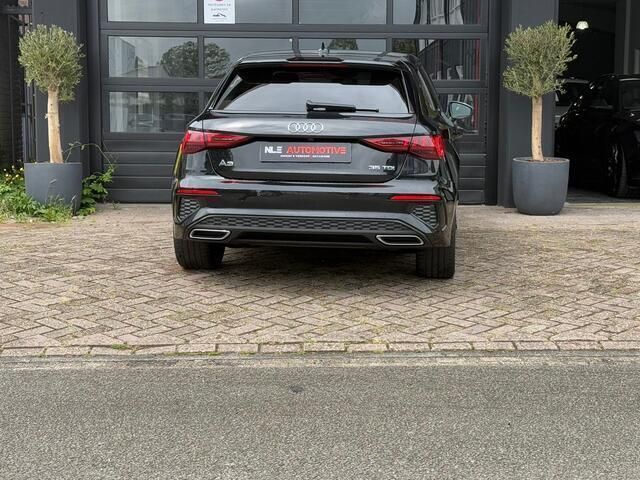 Occasion Audi A3 Sportback Edition .1 150 PK (110 kW) 2021 Zwart Hatchback