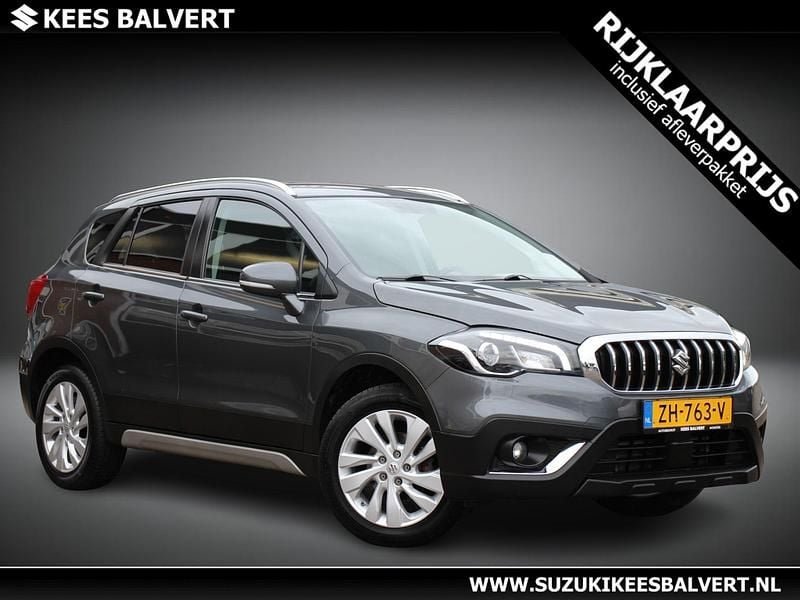Grijs Gebruikt 2019 Suzuki SX4 S-Cross SUV | € 16.950 (Eerlijke prijs) - Afbeelding 1/3