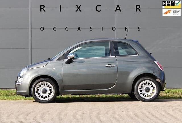 Grijs Gebruikt 2013 Fiat 500 Easy Hatchback | € 6.440 (Eerlijke prijs) - Afbeelding 1/4