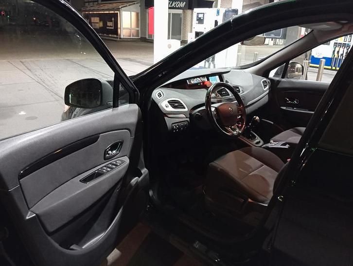 Gebruikt 2014 Renault Scénic III | € 3.950 (Iets duurder) - Afbeelding 1/4
