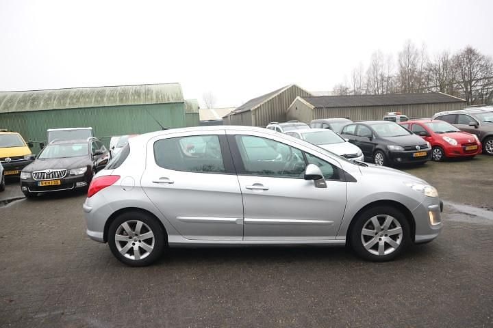 Occasion Peugeot 308 112 PK (82 kW) 2011 Grijs Hatchback