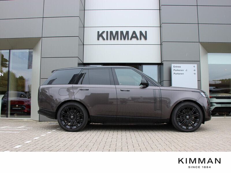Charente grey (donker grijs)zwart Gebruikt 2025 Land Rover Range Rover Autobiography SUV | € 199.500 - Afbeelding 1/4