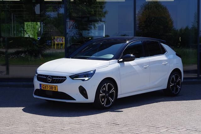 Wit Gebruikt 2023 Opel Corsa Elegance Hatchback | € 17.500 (Eerlijke prijs) - Afbeelding 1/4