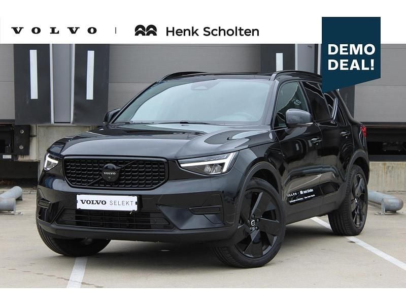 Zwart Occasion 2025 Volvo XC40 Plus SUV | € 52.950 - Afbeelding 1/3