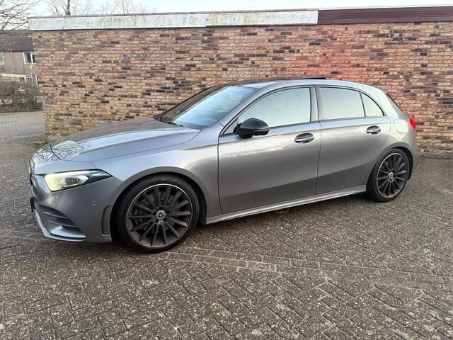 Occasion Mercedes A250 AMG 225 PK (165 kW) 2019 Grijs, metallic lak Hatchback