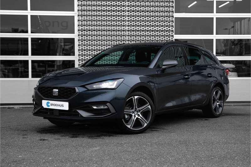 Grijs, metallic lak Nieuw 2024 Seat Leon ST FR Stationwagen | € 41.750 (Eerlijke prijs) - Afbeelding 1/4