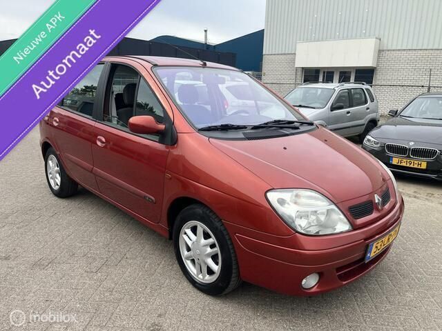 Rood Gebruikt 2003 Renault Scénic Dynamique MPV | € 1.600 (Goede deal) - Afbeelding 1/4