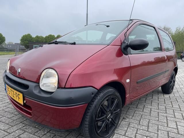 Rood Gebruikt 2007 Renault Twingo Hatchback | € 949 (Goede deal) - Afbeelding 1/4