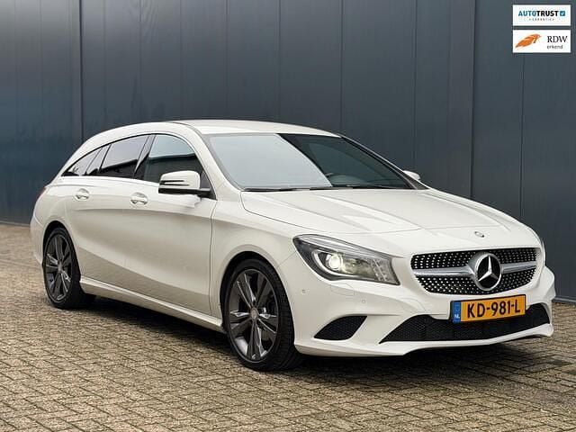 Wit Gebruikt 2015 Mercedes CLA180 Shooting Brake Stationwagen | € 13.950 (Goede deal) - Afbeelding 1/4
