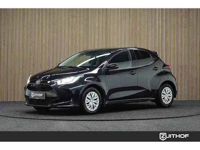 Gebruikt 2021 Toyota Yaris Business Edition Hatchback | € 17.950 (Goede deal) - Afbeelding 1/4