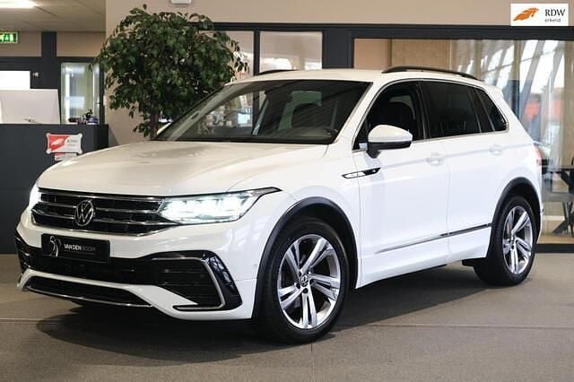 Occasion VW Tiguan R-line 150 PK (110 kW) 2021 Wit (metallic) SUV