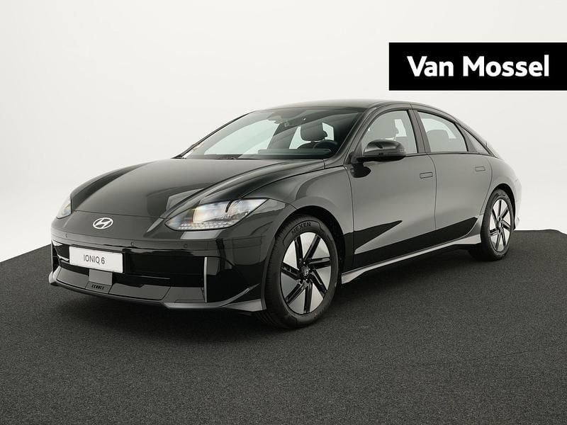 Groen Nieuw 2025 Hyundai Ioniq 6 Style Sedan | € 41.940 (Super prijs) - Afbeelding 1/4
