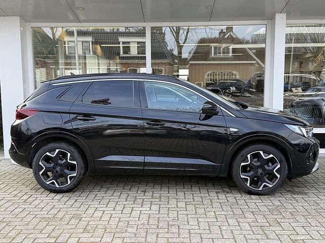 Occasion Opel Grandland X Ultimate 131 PK (96 kW) 2024 Zwart SUV