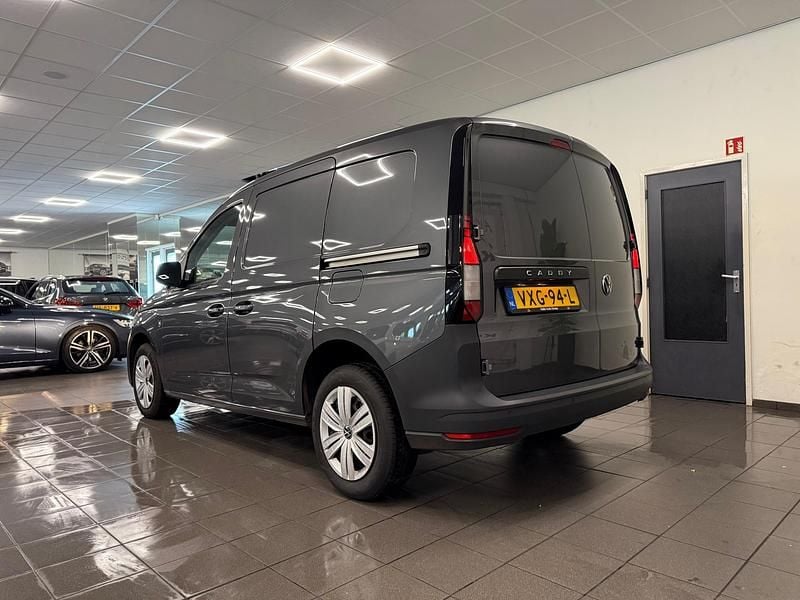 Occasion VW Caddy Comfortline 2023 Grijs MPV
