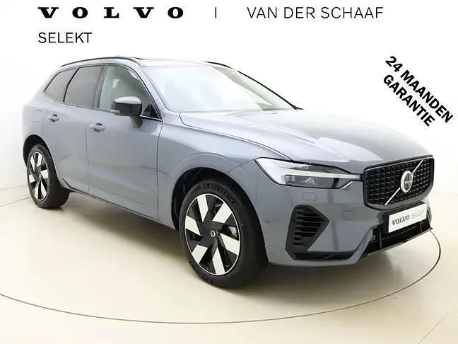 Grijs Gebruikt 2024 Volvo XC60 Plus SUV | € 53.800 (Eerlijke prijs) - Afbeelding 1/4