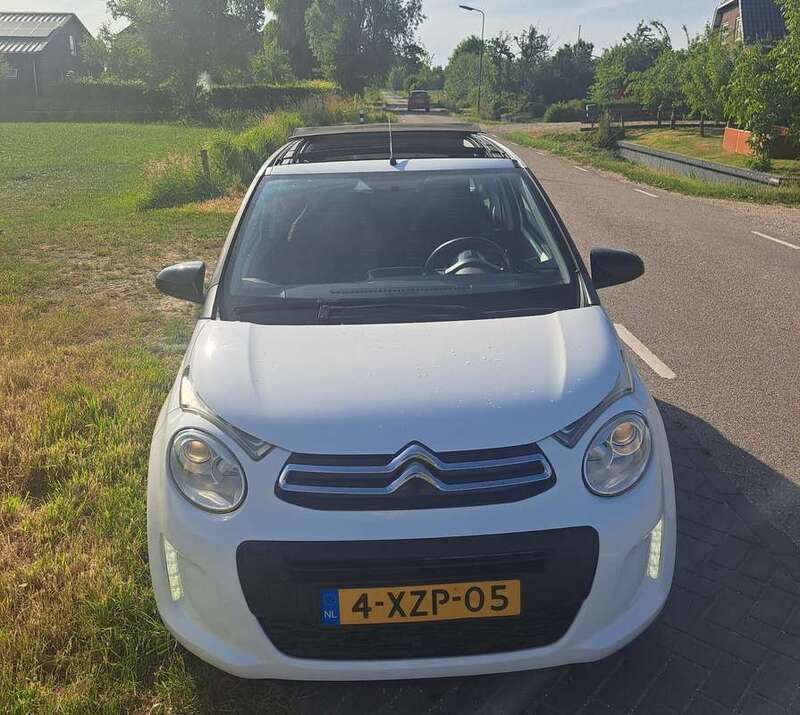 Wit Gebruikt 2014 Citroën C1 Feel Hatchback | € 5.850 (Eerlijke prijs) - Afbeelding 1/4