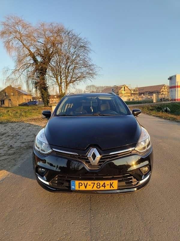 Occasion Renault Clio GrandTour LIMITED 90 PK (66 kW) 2017 Zwart Stationwagen