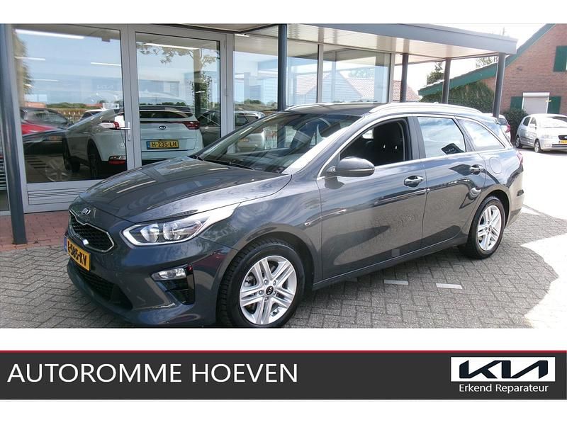 Grijs Gebruikt 2021 Kia Ceed Sportswagon Turbo Stationwagen | € 16.940 (Eerlijke prijs) - Afbeelding 1/4
