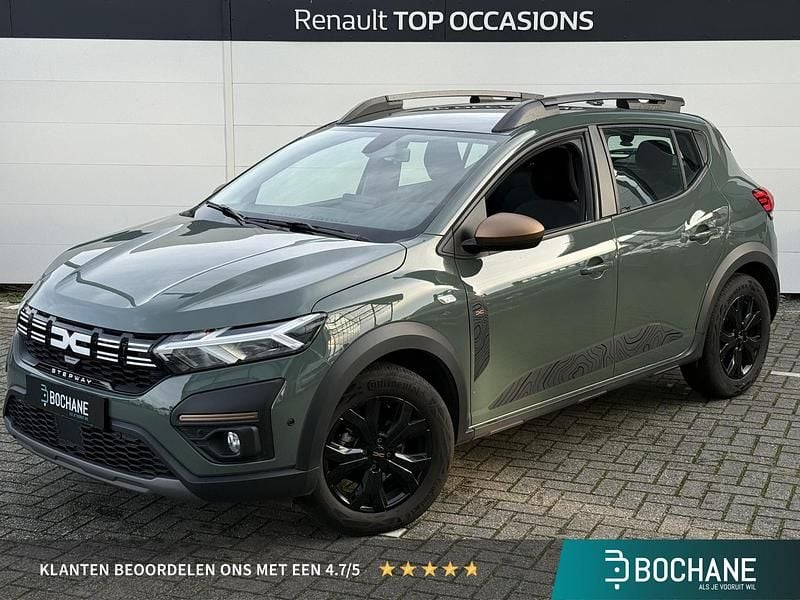 Grijs Occasion 2025 Dacia Sandero Extreme Hatchback | € 20.395 (Eerlijke prijs) - Afbeelding 1/4