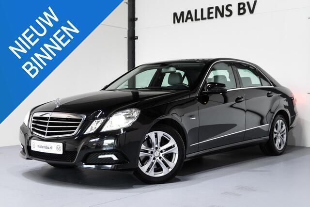 Zwart Gebruikt 2010 Mercedes E250 Avantgarde Sedan | € 16.950 (Eerlijke prijs) - Afbeelding 1/4