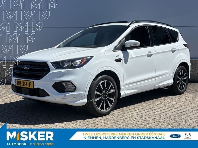 Wit Gebruikt 2017 Ford Kuga ST-Line SUV | € 16.400 (Iets duurder) - Afbeelding 1/4