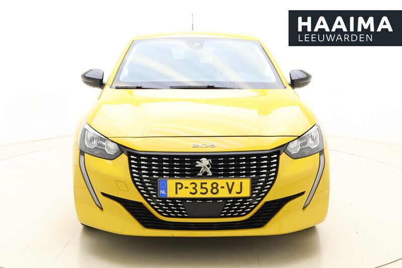 Geel Gebruikt 2022 Peugeot 208 Allure Hatchback | € 17.945 (Iets duurder) - Afbeelding 1/4