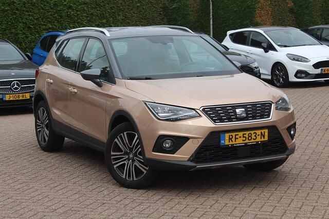 Paars Gebruikt 2017 Seat Arona XCELLENCE SUV | € 15.750 (Eerlijke prijs) - Afbeelding 1/4