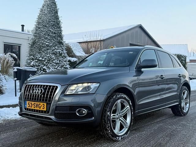 Grijs Occasion 2011 Audi Q5 S-Line SUV | € 8.999 (Super prijs) - Afbeelding 1/4