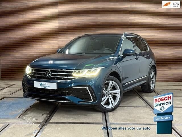 Blauw Gebruikt 2022 VW Tiguan Business+ SUV | € 31.890 (Eerlijke prijs) - Afbeelding 1/4