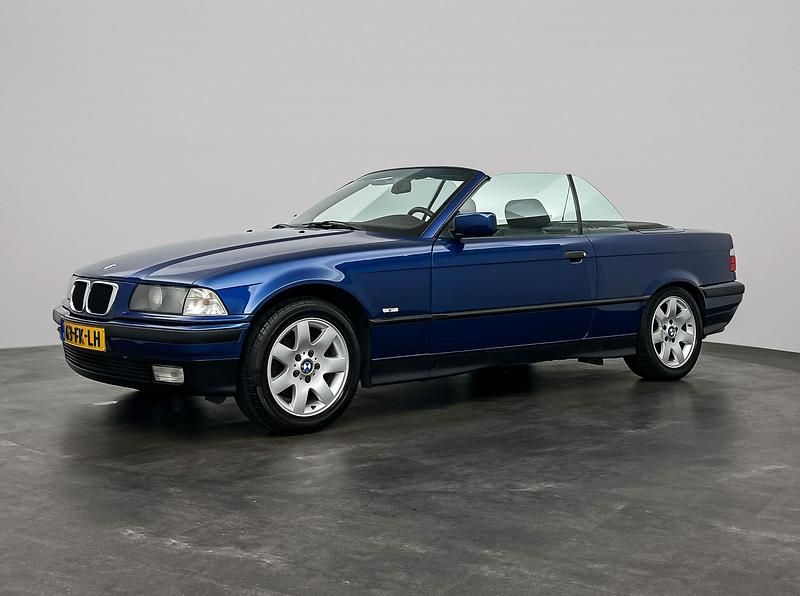 Occasion BMW 318 Cabriolet Executive 116 PK (85 kW) 2000 Blauw Cabriolet