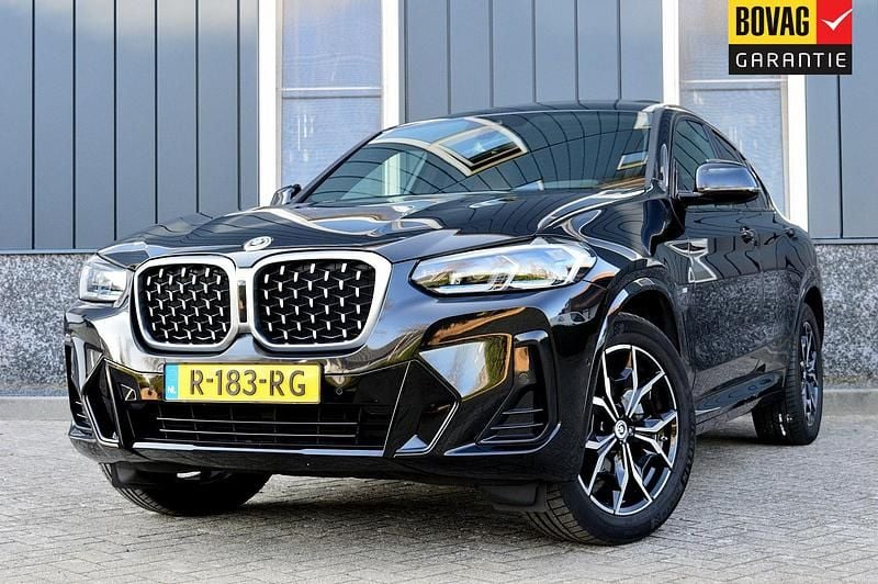 Zwart, metallic lak Gebruikt 2022 BMW X4 M Sport SUV | € 54.950 (Goede deal) - Afbeelding 1/4