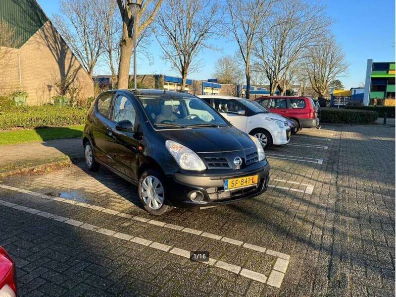 Zwart Gebruikt 2013 Nissan Pixo Acenta Hatchback | € 3.999 (Duur) - Afbeelding 1/4